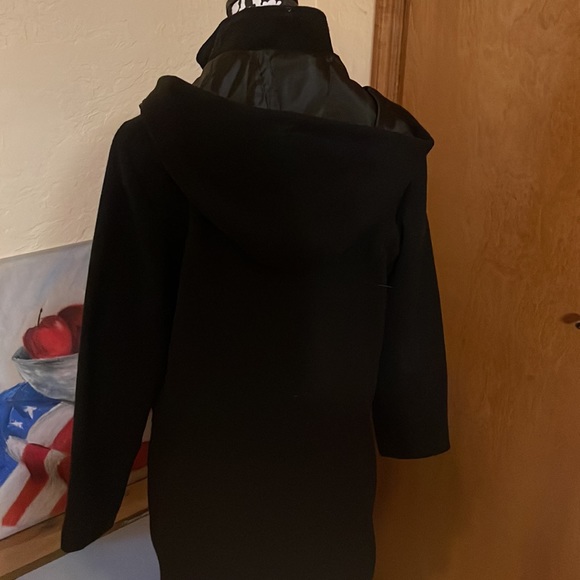 EUC polyester black pea-coat - Picture 4 of 8